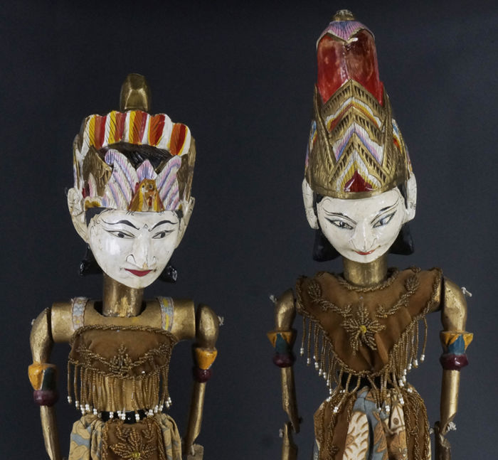 Par de marionetas do teatro Wayang Golek em Java, Indonésia VENDIDO/SOLD - Image 2